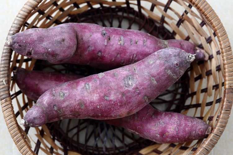 Benarkah Makan Ubi Ungu Ampuh Membuat Berat Badan Turun?
